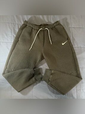 Nike Sportswear Tech Pack Fleece Taper Joggers Women's S Black White CZ1857-010